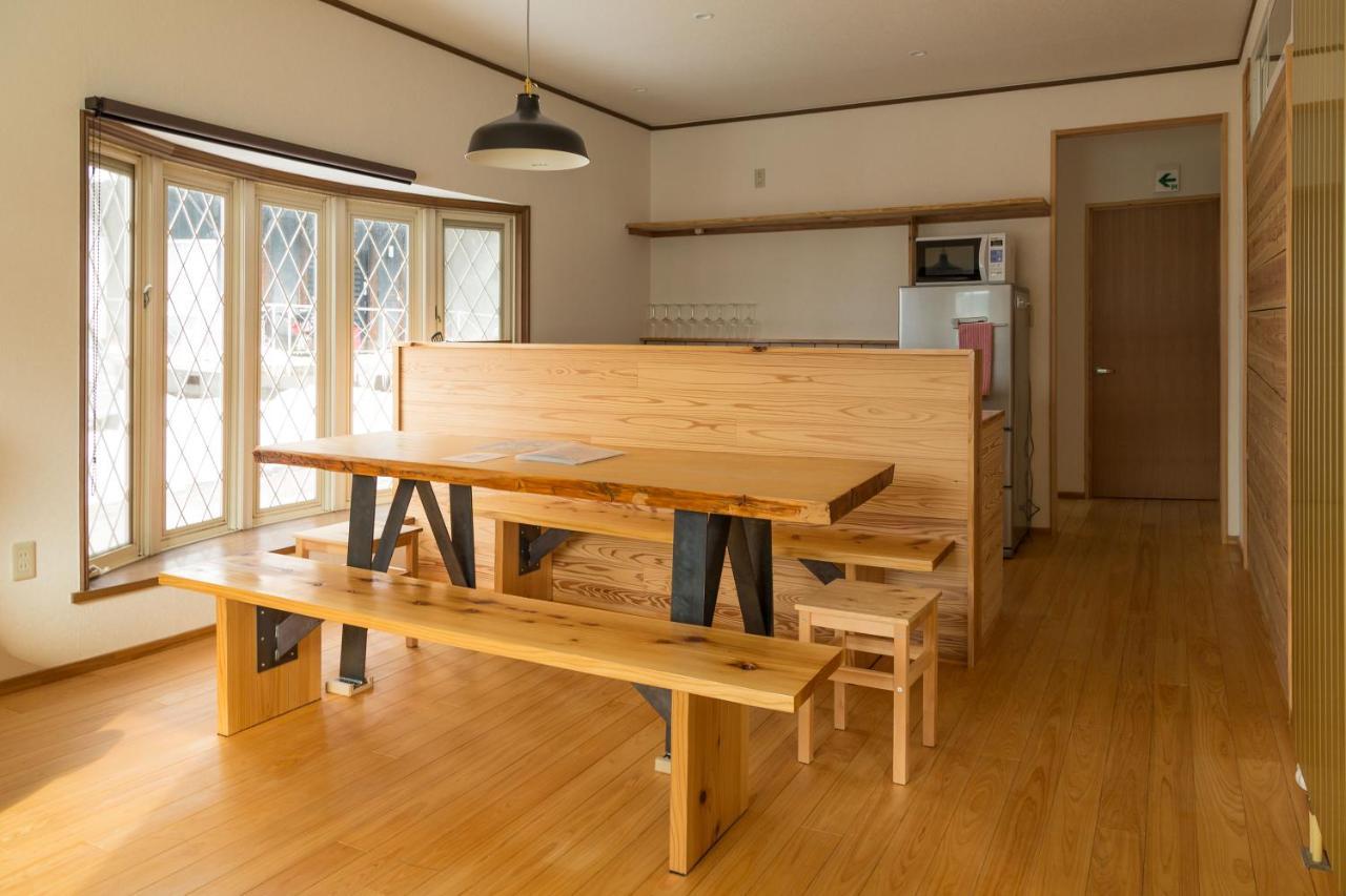 Appartement Akari House Swiss Bakery à Nozawaonsen Extérieur photo