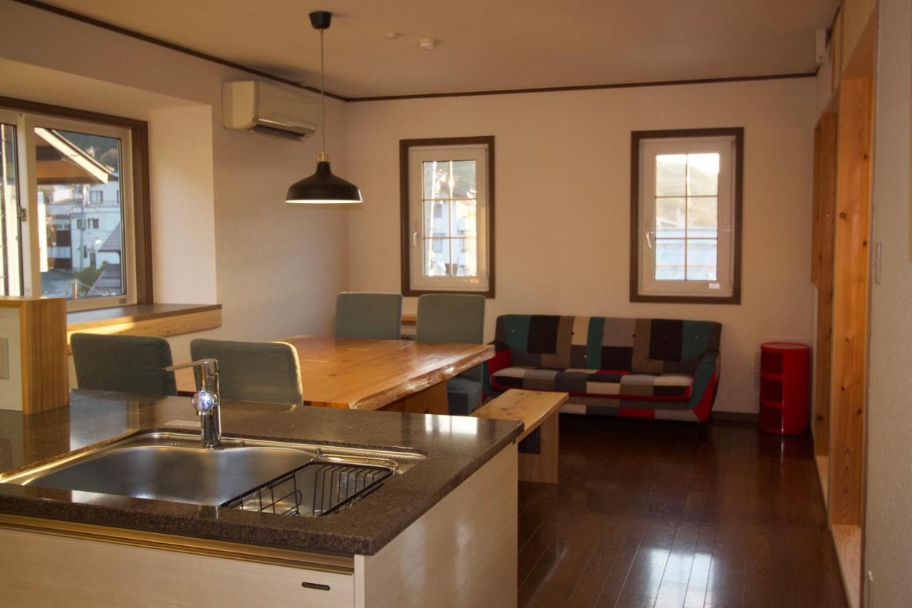 Appartement Akari House Swiss Bakery à Nozawaonsen Extérieur photo
